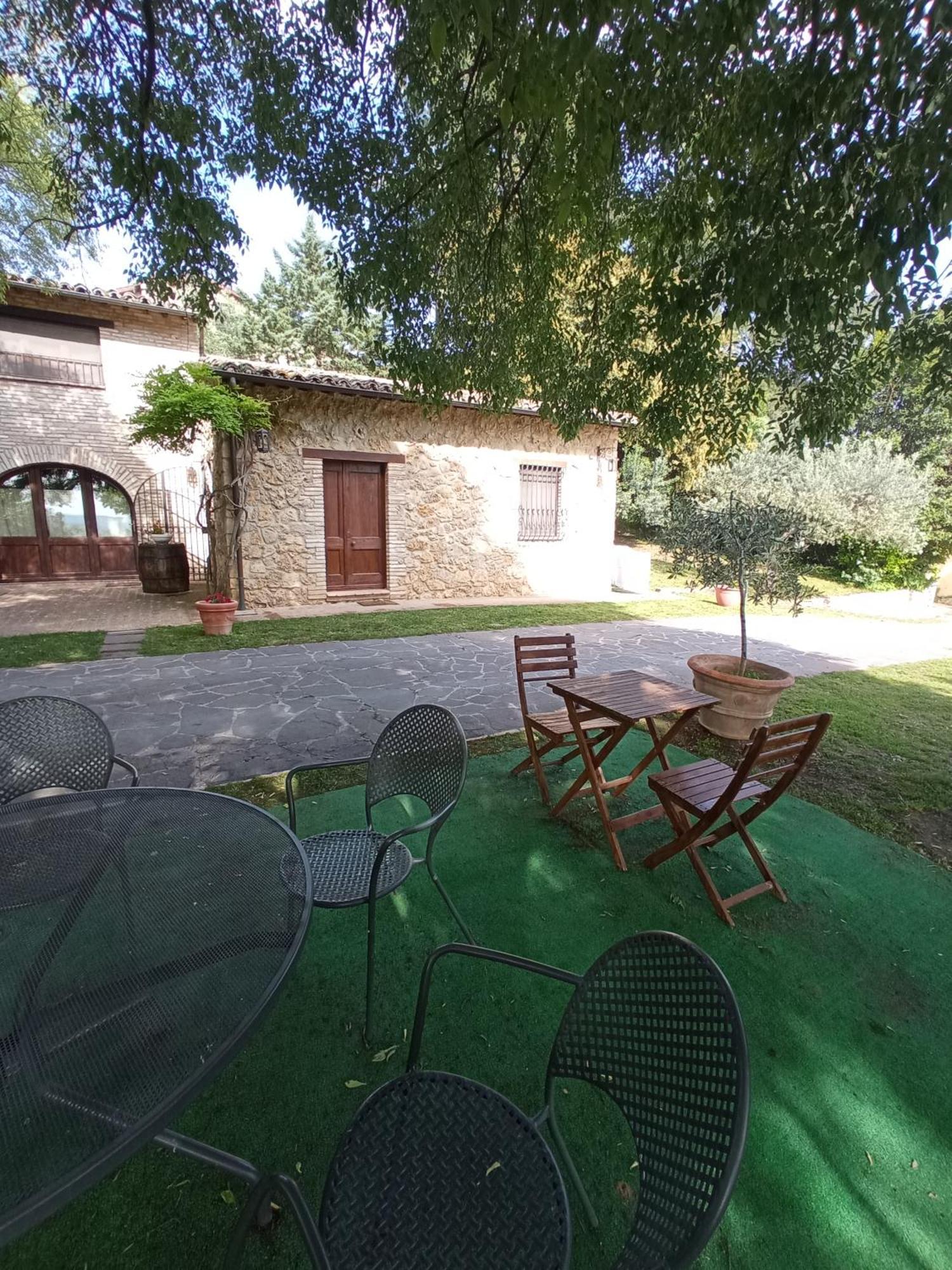 All'Ombra Di San Damiano Ассизи Экстерьер фото